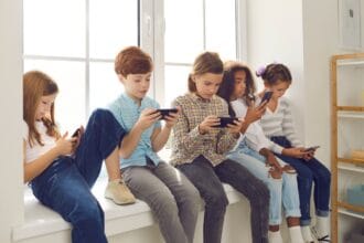 Jogos eletrônicos na infância
